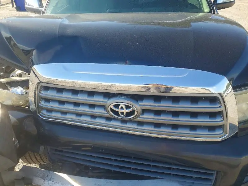 2015 TOYOTA SEQUOIA LIMITED  