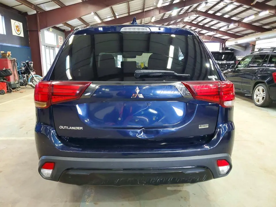 2020 MITSUBISHI OUTLANDER SE  