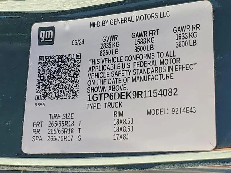 2024 GMC CANYON AT4  