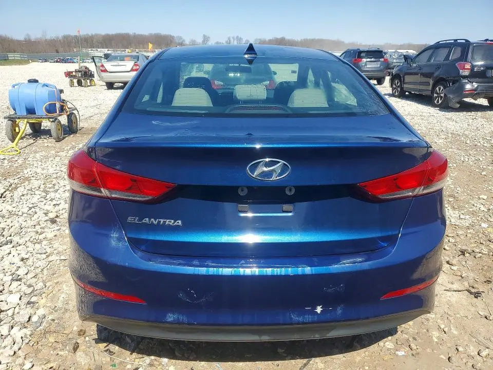 2017 HYUNDAI ELANTRA SE  