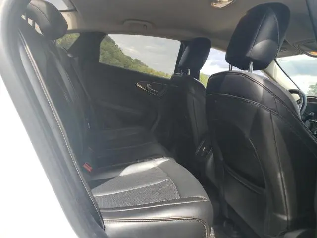 2015 CHRYSLER 200 C  