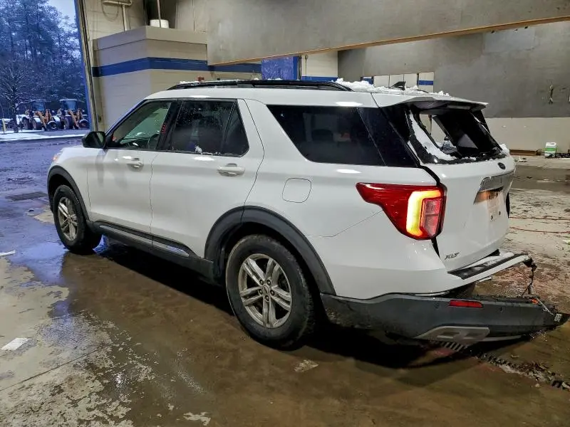 2021 FORD EXPLORER XLT  