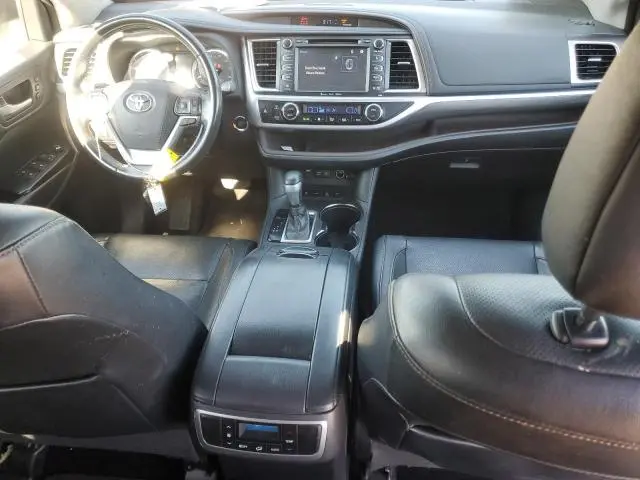 2018 TOYOTA HIGHLANDER LIMITED  