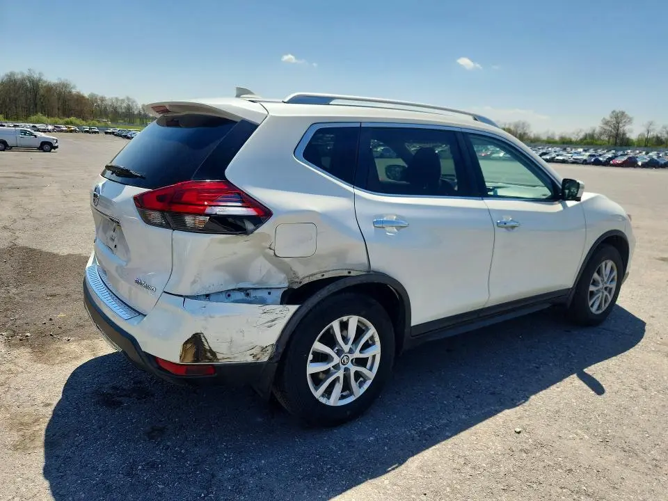 2017 NISSAN ROGUE SV  