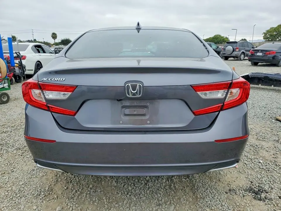 2022 HONDA ACCORD LX  