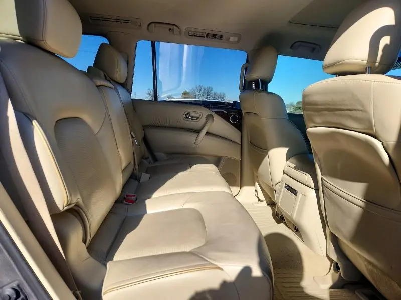 2015 INFINITI QX80   