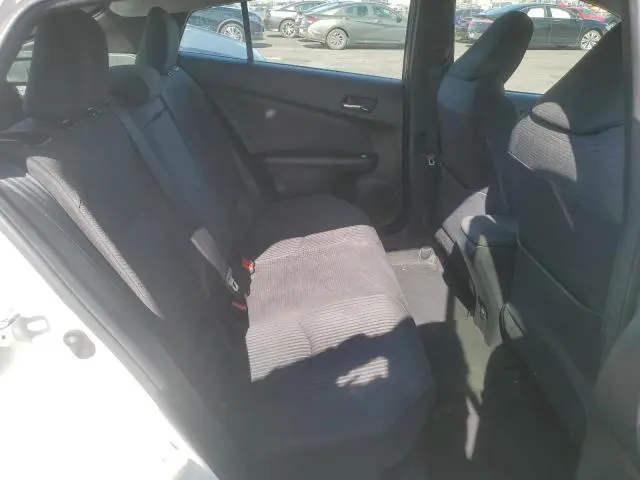 2016 TOYOTA PRIUS   