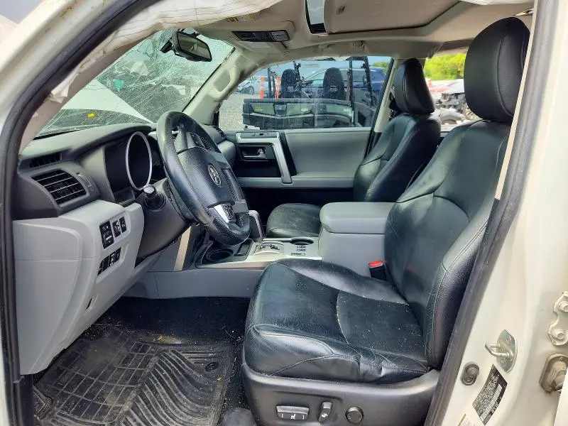 2013 TOYOTA 4RUNNER SR5  