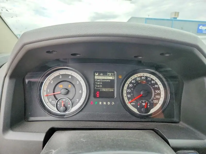 2015 RAM 1500 SLT  
