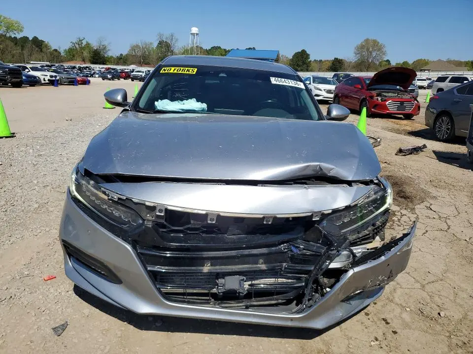 2020 HONDA ACCORD TOURING  