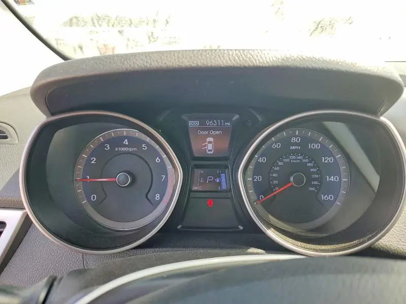 2013 HYUNDAI ELANTRA GT BASE  