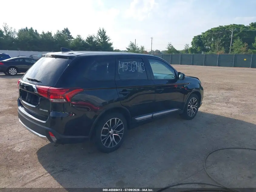 2017 MITSUBISHI OUTLANDER SE