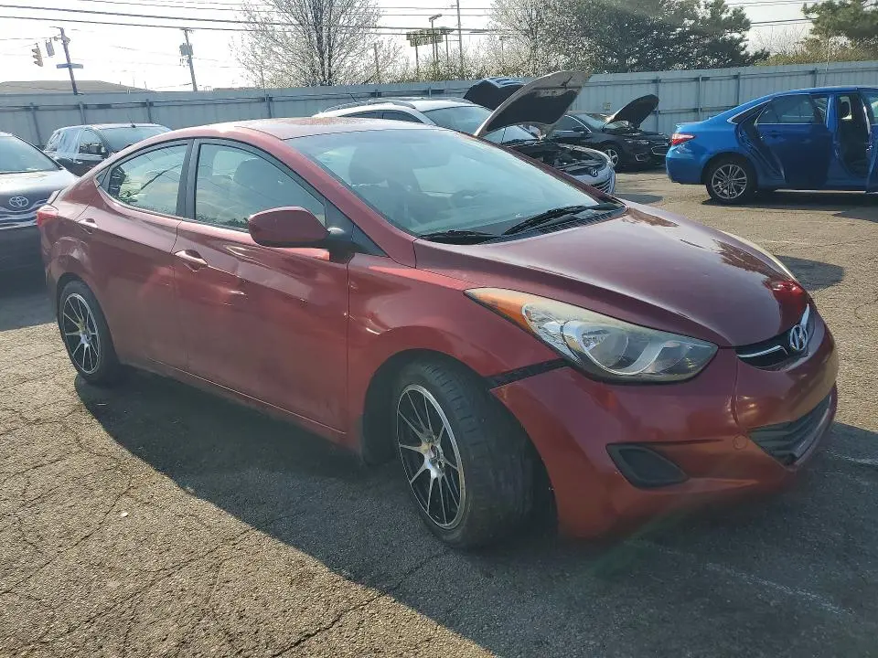 2013 HYUNDAI ELANTRA GLS  