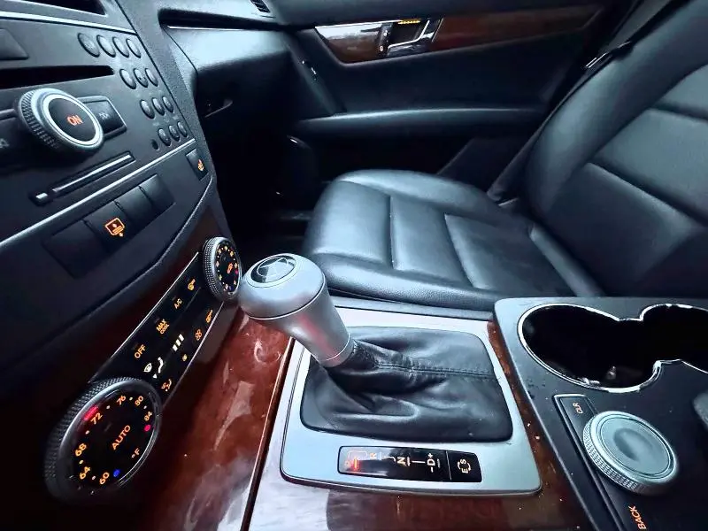 2011 MERCEDES-BENZ C 300 4MATIC  