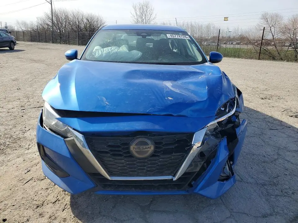 2023 NISSAN SENTRA SV  