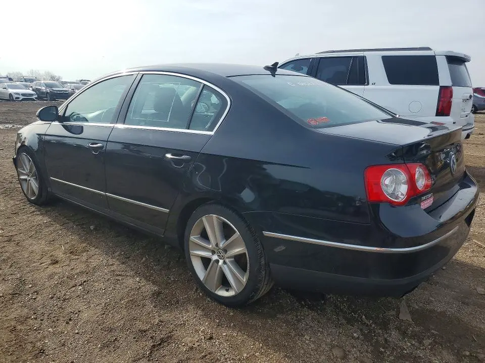 2010 VOLKSWAGEN PASSAT KOMFORT  