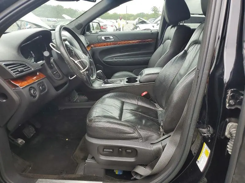 2018 LINCOLN MKT   