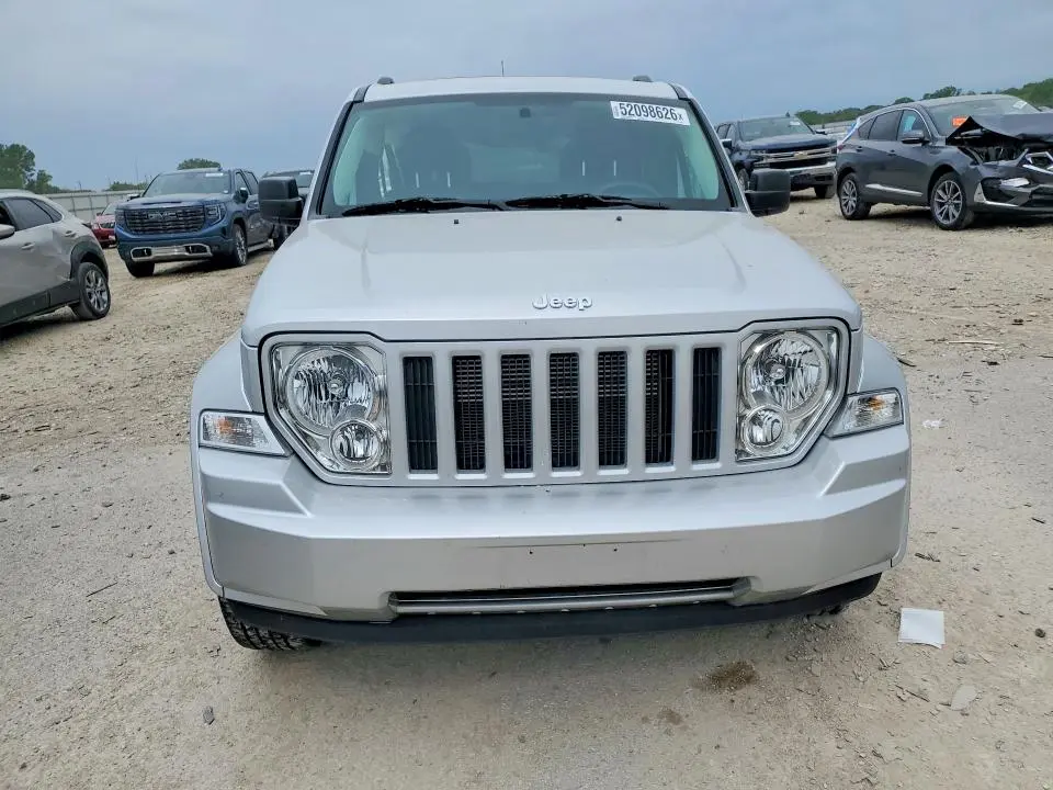 2011 JEEP LIBERTY SPORT  