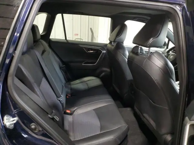 2021 TOYOTA RAV4 XSE  