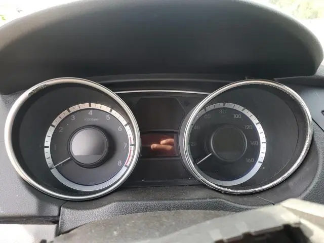 2011 HYUNDAI SONATA GLS  