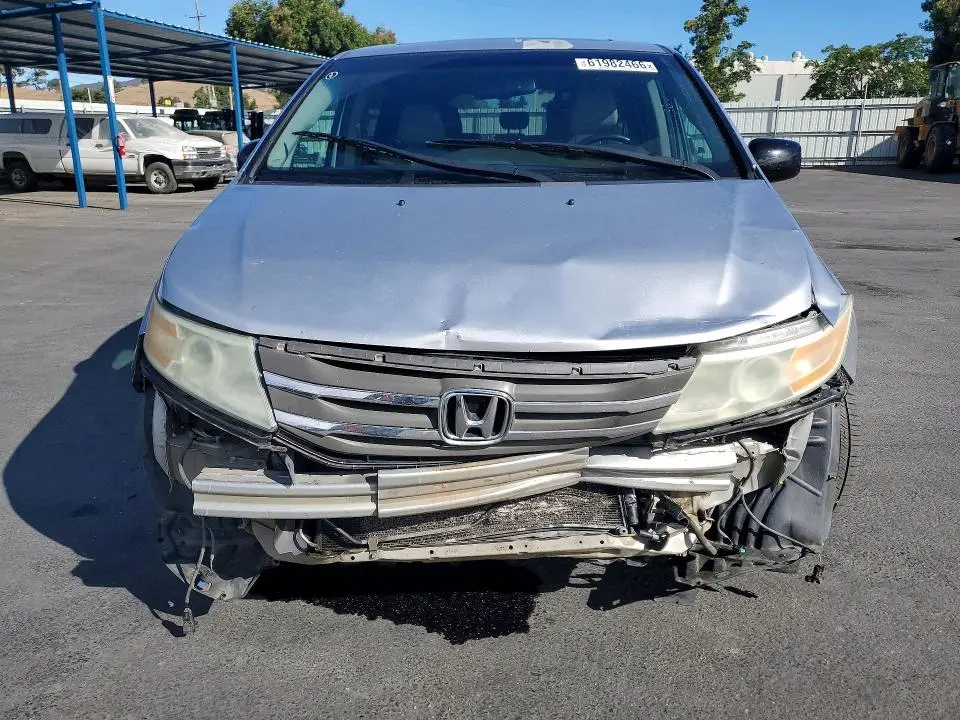 2011 HONDA ODYSSEY TOURING  