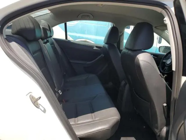 2014 VOLKSWAGEN JETTA SE  