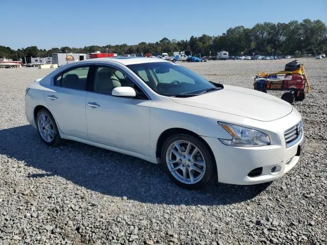 2014 NISSAN MAXIMA S  
