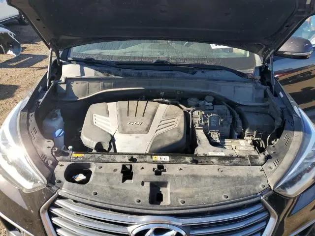 2018 HYUNDAI SANTA FE SE  