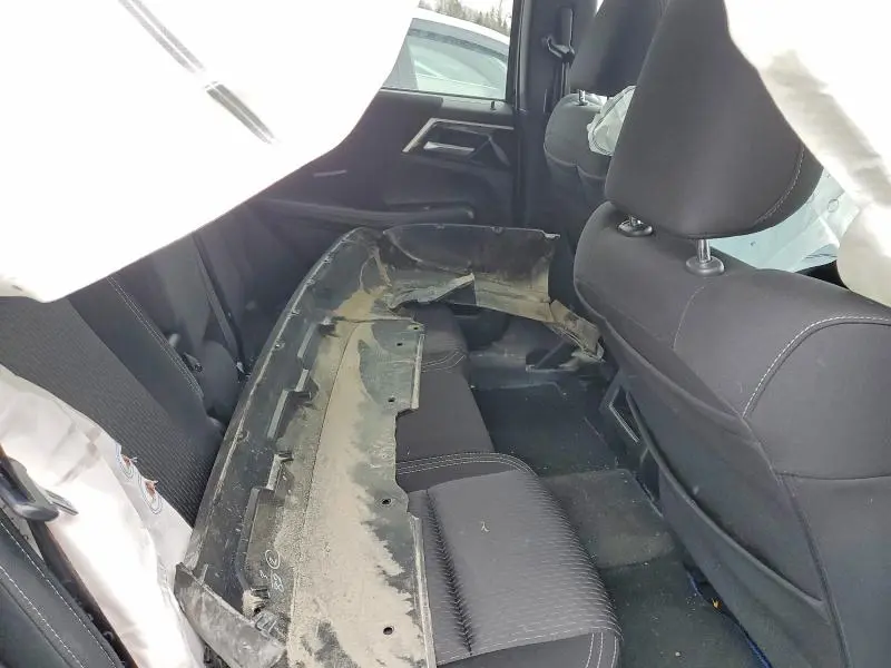 2024 MITSUBISHI OUTLANDER ES  