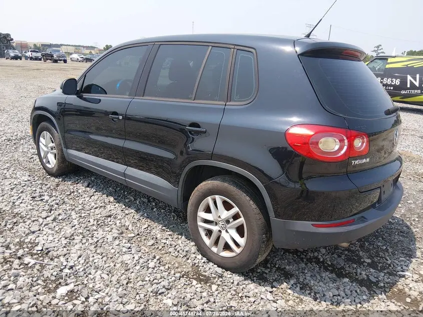 2011 VOLKSWAGEN TIGUAN S