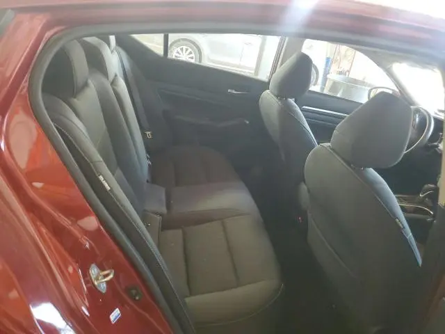 2021 NISSAN ALTIMA SV  