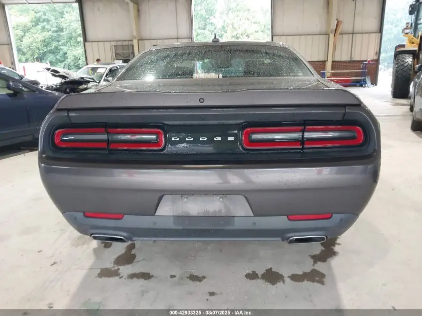 2017 DODGE CHALLENGER SXT PLUS