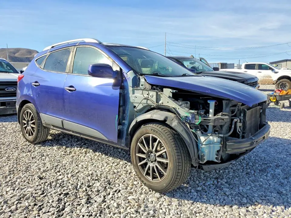 2011 HYUNDAI TUCSON GLS  