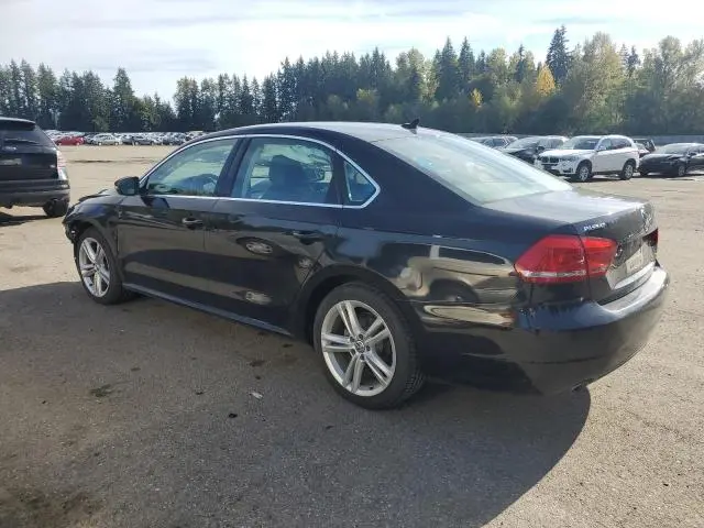 2015 VOLKSWAGEN PASSAT SE  