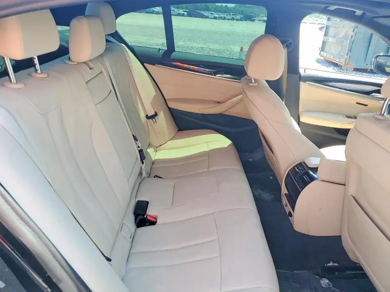 2018 BMW 530E   