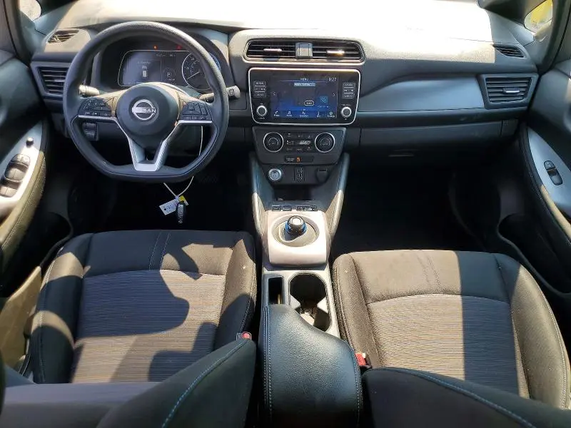 2025 NISSAN LEAF S  