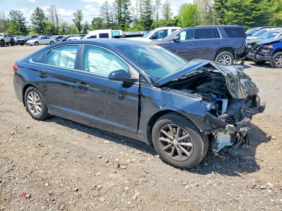 2018 HYUNDAI SONATA SE  