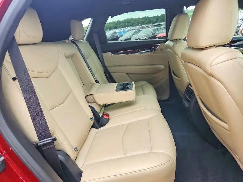 2018 CADILLAC XT5 LUXURY  