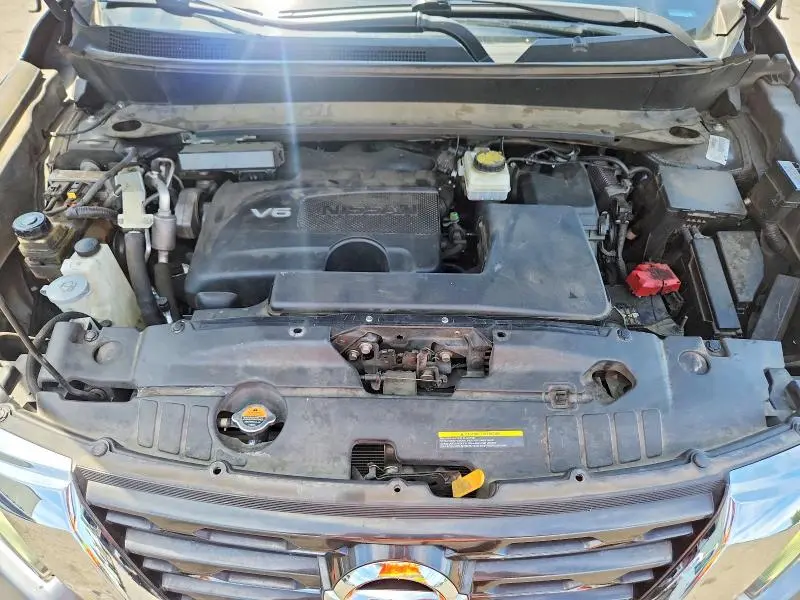 2017 NISSAN PATHFINDER PLATINUM  