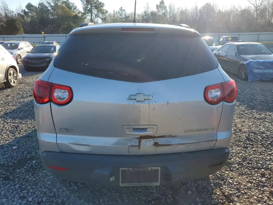 2012 CHEVROLET TRAVERSE LT  