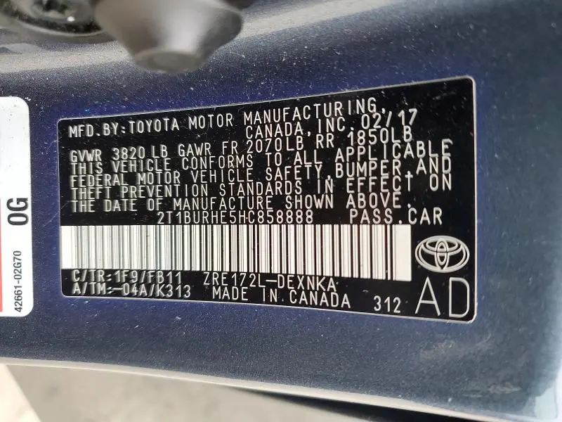 2017 TOYOTA COROLLA LE  