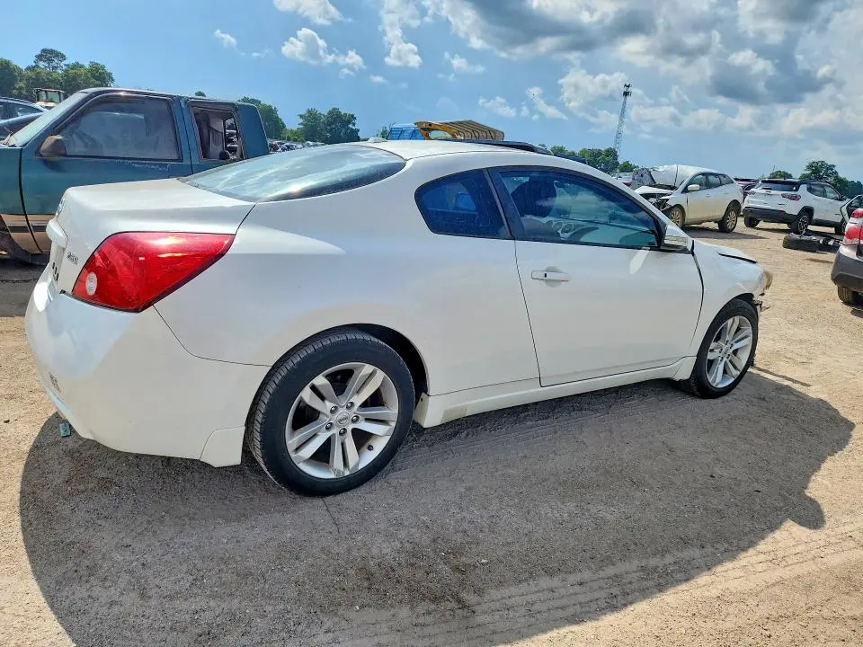 2011 NISSAN ALTIMA S  