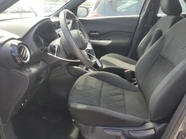 2019 NISSAN KICKS S