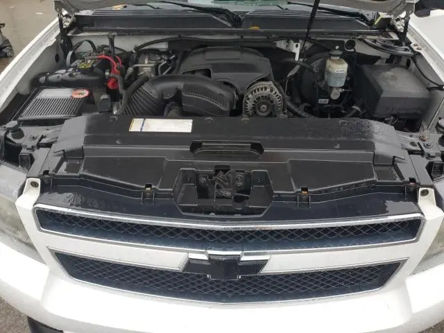 2011 CHEVROLET SUBURBAN C1500 LS  