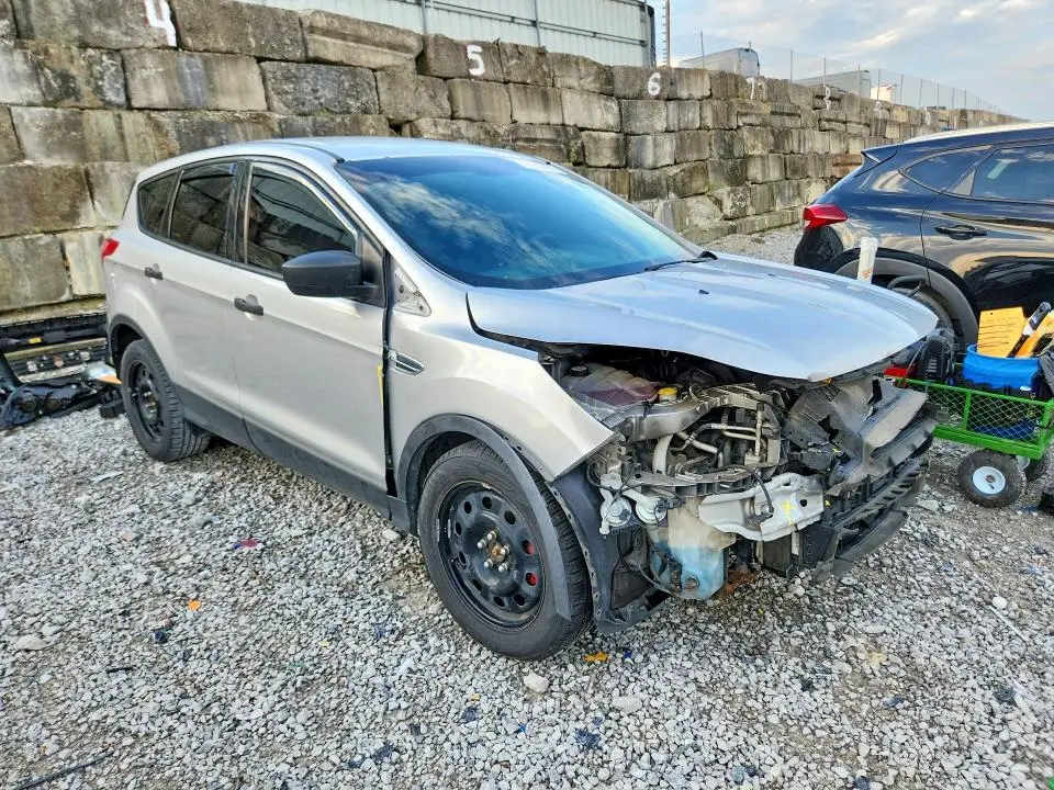 2016 FORD ESCAPE S  