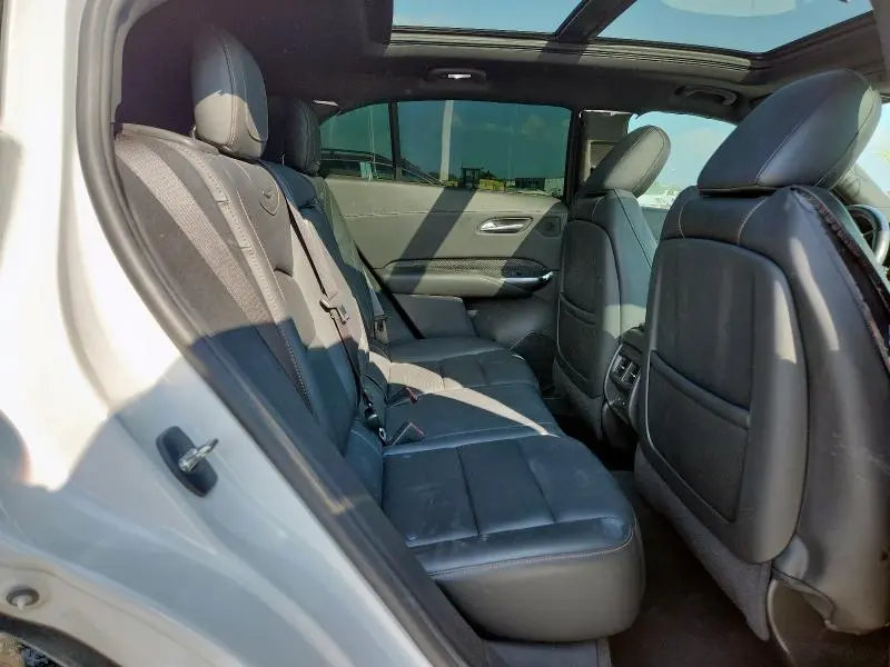 2023 CADILLAC XT4 SPORT  