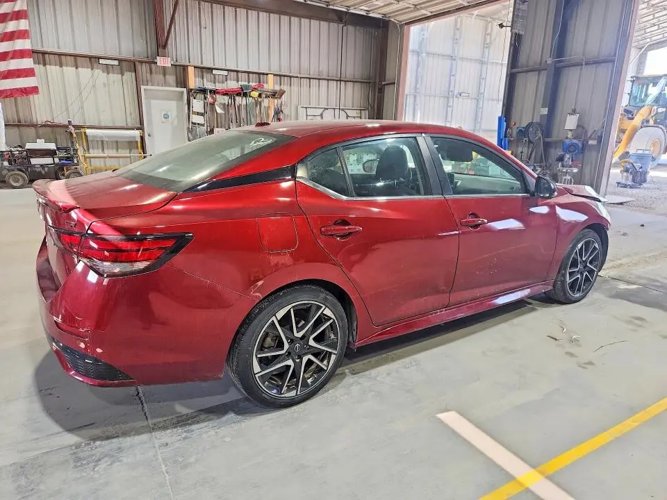 2024 NISSAN SENTRA SR  