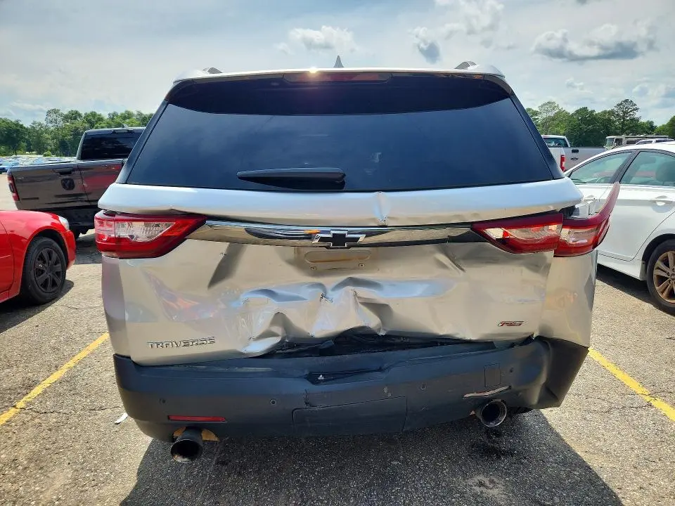 2018 CHEVROLET TRAVERSE RS  