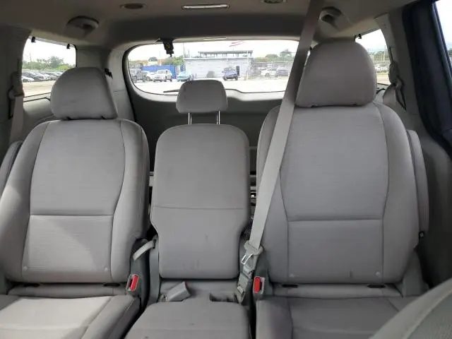 2015 KIA SEDONA LX  