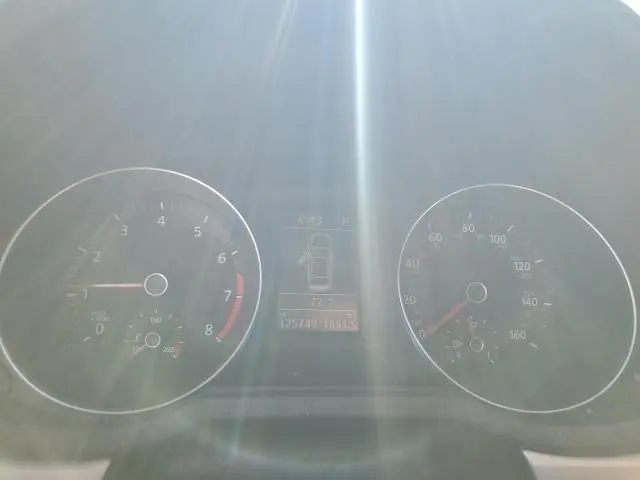 2016 VOLKSWAGEN PASSAT S  